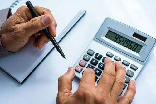 
萬達電影、金逸影視半年報業(yè)績預虧疫情對行業(yè)影響較為明顯
